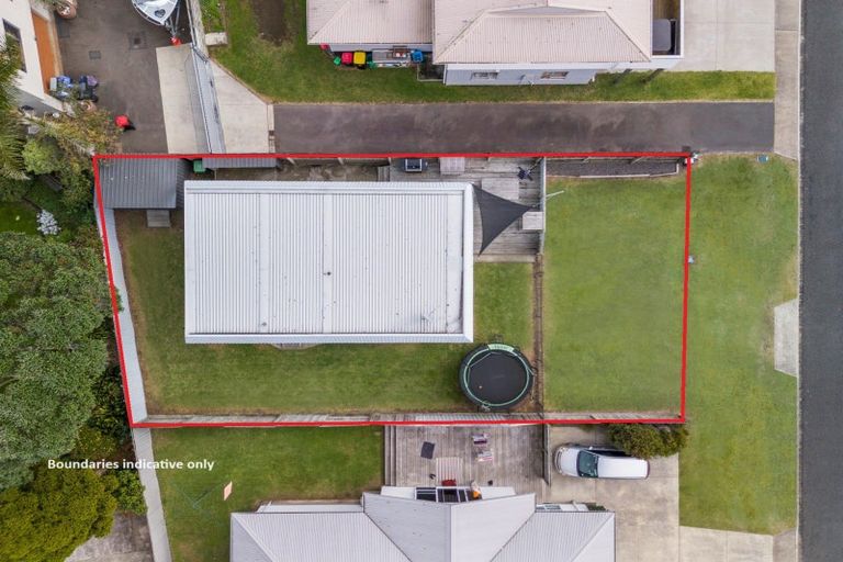 Photo of property in 7b Taylor Road, Papamoa Beach, Papamoa, 3118