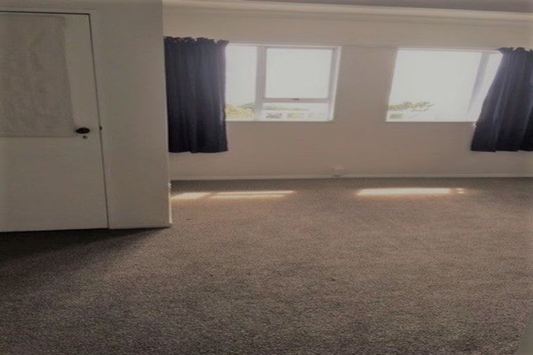 Photo of property in 25 Ocean Parade, Pukerua Bay, 5026