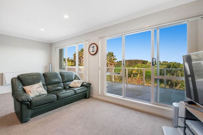 Photo of property in Santa Rosa, 38/340 Gulf Harbour Drive, Gulf Harbour, Whangaparaoa, 0930