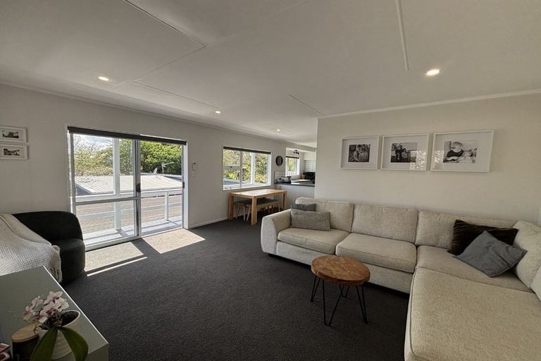 Photo of property in 16 Camellia Avenue, Bell Block, New Plymouth, 4312
