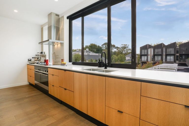 Photo of property in Latimer Terraces, 3/197 Hereford Street, Christchurch Central, Christchurch, 8011