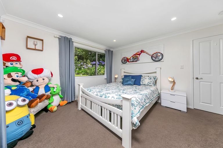 Photo of property in 92 Awanui Rise, Papakura, 2582