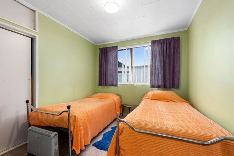 Photo of property in 2/42 Ebdentown Street, Ebdentown, Upper Hutt, 5018