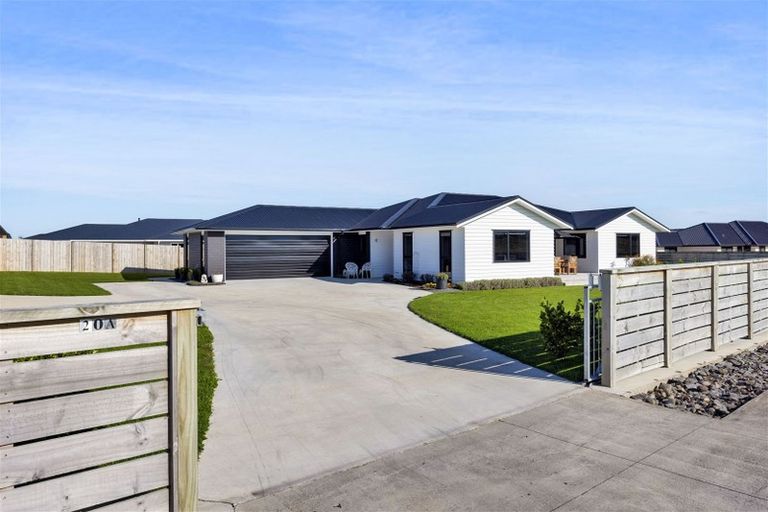 Photo of property in 20a Larlin Drive, Hawera, 4675