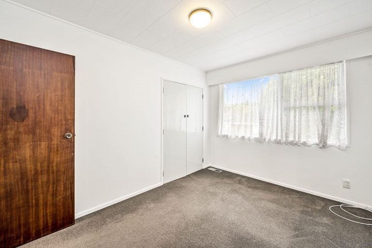 Photo of property in 5 Rameses Place, Pomare, Rotorua, 3015