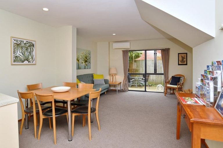 Photo of property in 40b Picton Avenue, Riccarton, Christchurch, 8011