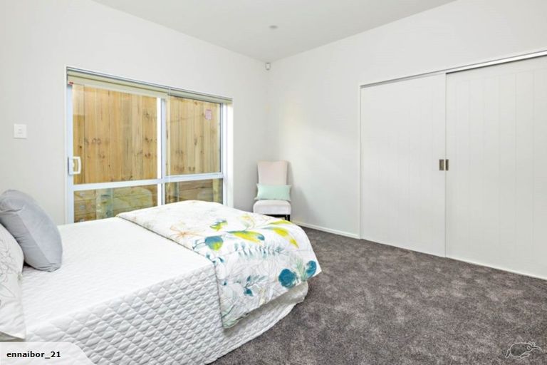 Photo of property in 6 Matahae Drive, Flat Bush, Auckland, 2019