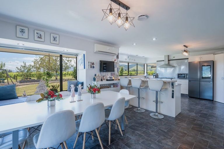 Photo of property in 38 Clover Road West, Hope, Brightwater, 7091