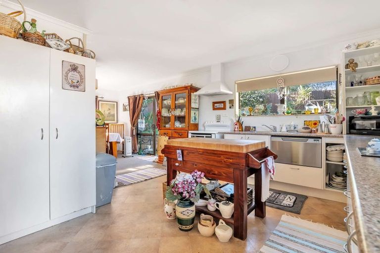 Photo of property in 3/7 Gerald Stokes Avenue, Helensville, 0800