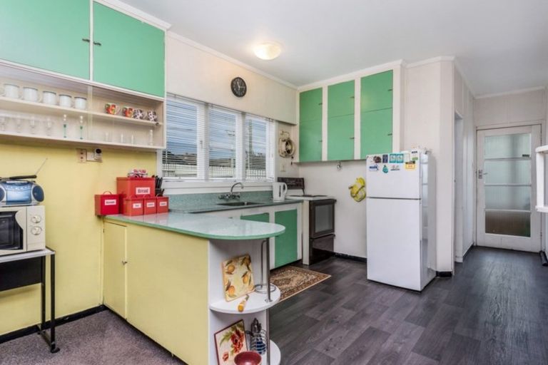 Photo of property in 68 Storey Avenue, Forest Lake, Hamilton, 3200