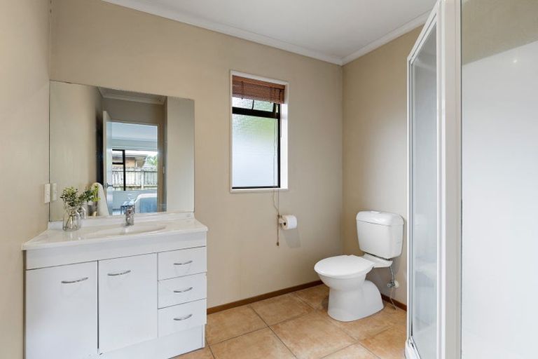 Photo of property in 50 Nielsen Gardens, Rototuna, Hamilton, 3210