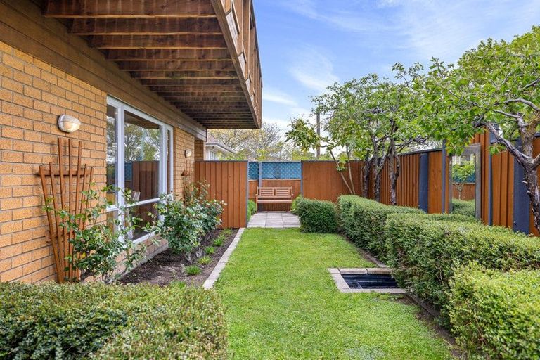 Photo of property in 30b Meadowville Avenue, Spreydon, Christchurch, 8024