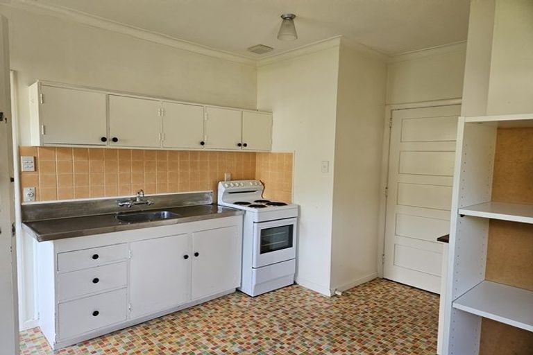 Photo of property in 6 Manuka Street, Hokowhitu, Palmerston North, 4410