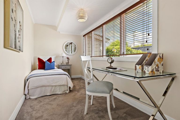 Photo of property in 74 Bleakhouse Road, Howick, Auckland, 2014