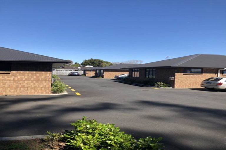 Photo of property in 7/102 Old Farm Road, Hamilton East, Hamilton, 3216