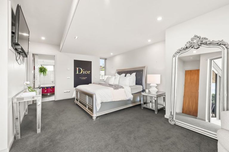 Photo of property in 88 Marine Parade, Paraparaumu Beach, Paraparaumu, 5032