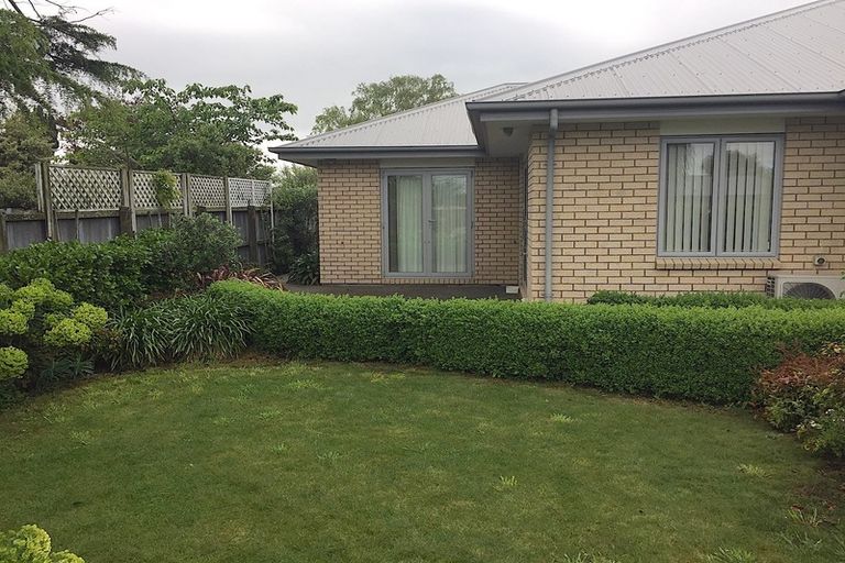 Photo of property in 16a Epsom Road, Sockburn, Christchurch, 8042