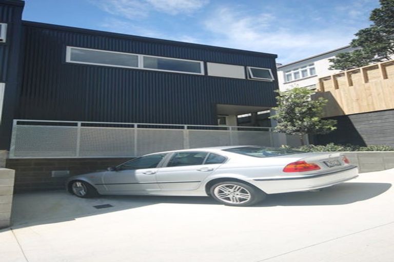 Photo of property in 46a Thompson Street, Mount Cook, Wellington, 6011