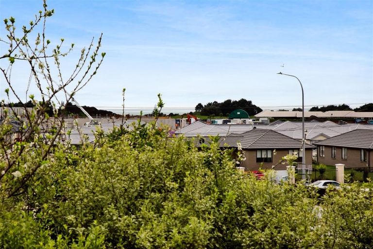 Photo of property in 69c Pohutukawa Place, Bell Block, New Plymouth, 4312