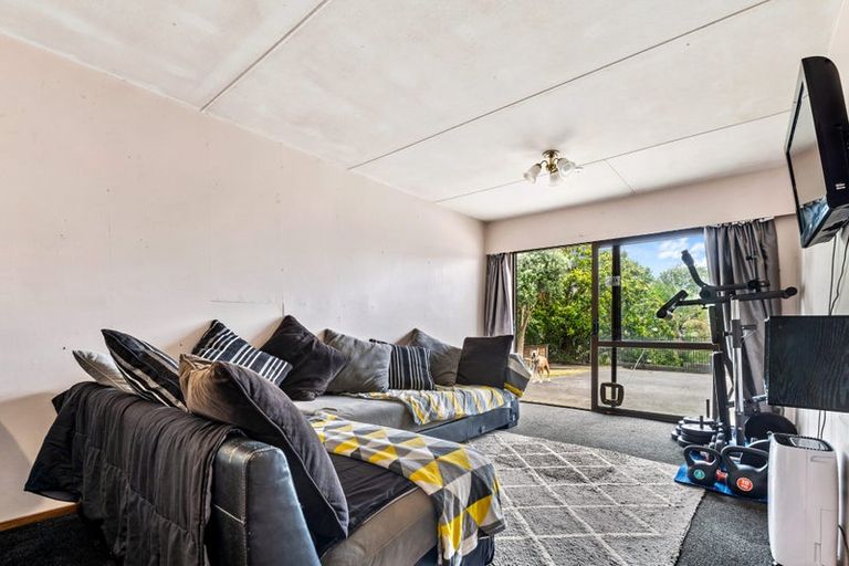 Photo of property in 15 Montague Place, Onerahi, Whangarei, 0110