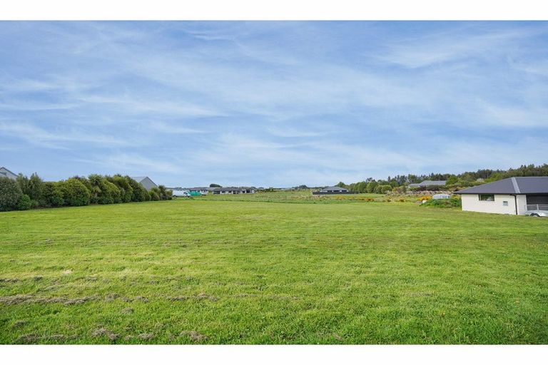 Photo of property in 21 Majestic Chance, Seaward Bush, Invercargill, 9812
