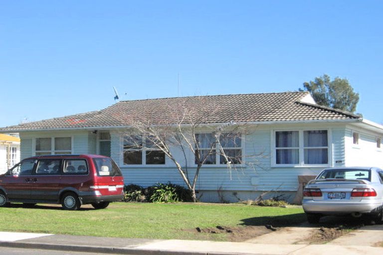 Photo of property in 37 Eastburn Street, Papakura, 2110
