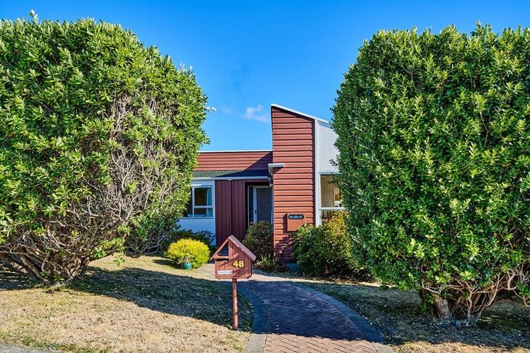 Photo of property in 48 Eskdale Road, Papakowhai, Porirua, 5024