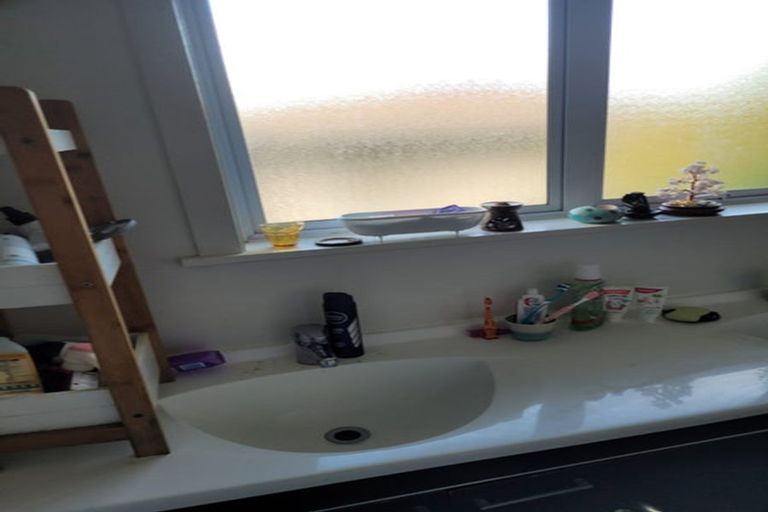 Photo of property in 76 Willerton Avenue, New Lynn, Auckland, 0600