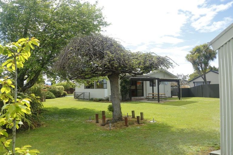 Photo of property in 27 Howden Street, Te Anau, 9600
