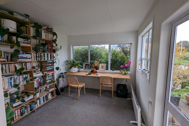 Photo of property in 46 Wellington Road, Paekakariki, 5034