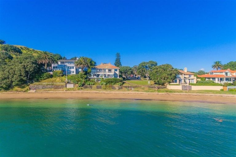 Photo of property in 2/20 Macky Avenue, Devonport, Auckland, 0624