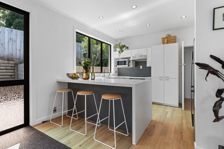 Photo of property in 41 Shandon Road, Vauxhall, Dunedin, 9013