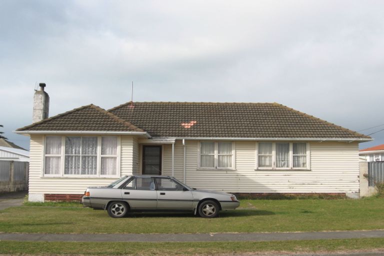 Photo of property in 4 Moore Avenue, Maraenui, Napier, 4110