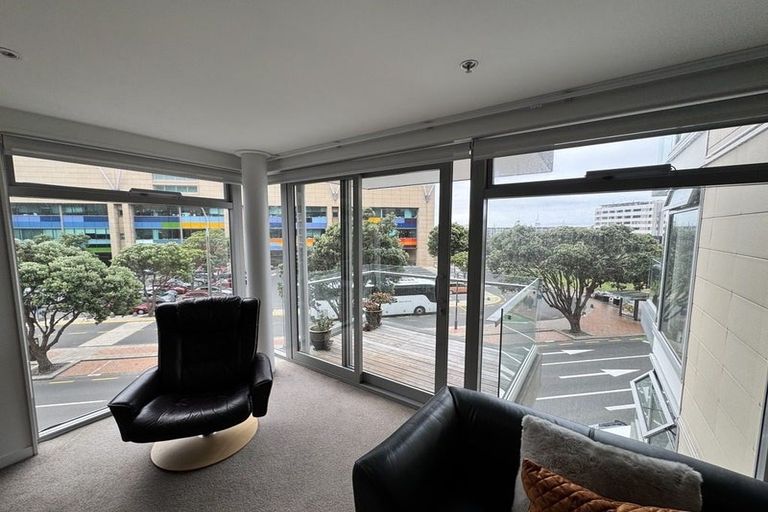 Photo of property in Piermont Apartments, 2b/82 Cable Street, Te Aro, Wellington, 6011