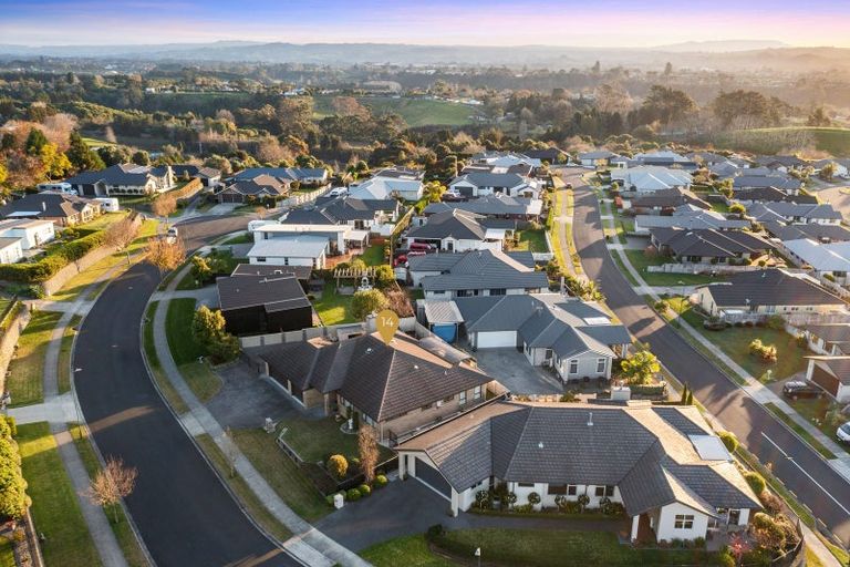 Photo of property in 14 Mervyn Place, Ohauiti, Tauranga, 3112