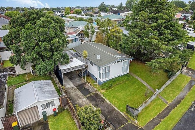 Photo of property in 4 Walden Place, Mangere East, Auckland, 2024