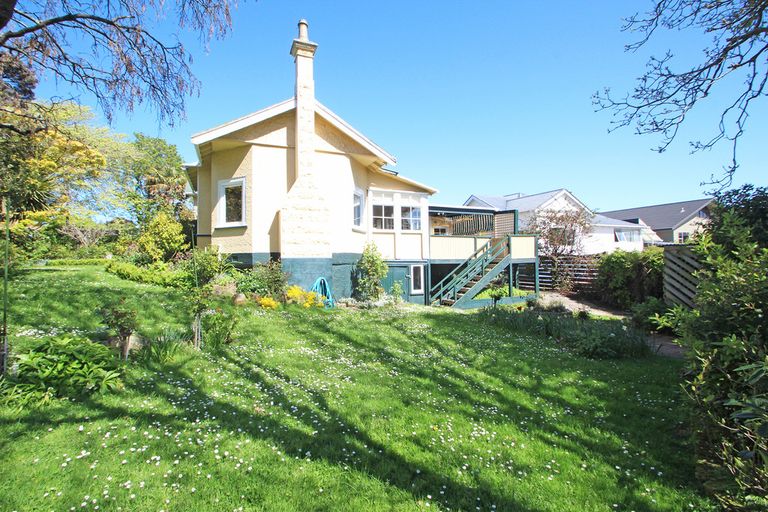 Photo of property in 4 Tweed Street, South Hill, Oamaru, 9400