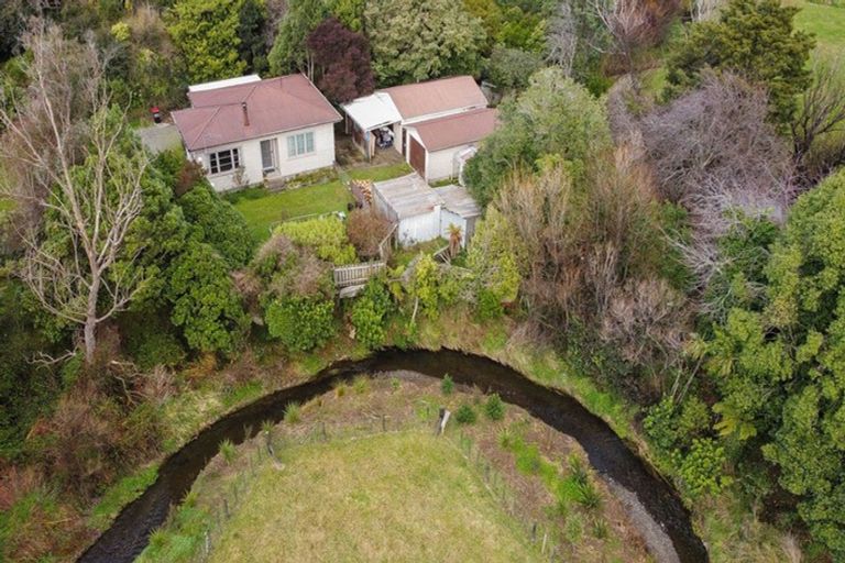Photo of property in 35 Cadman Street, Dannevirke, 4930