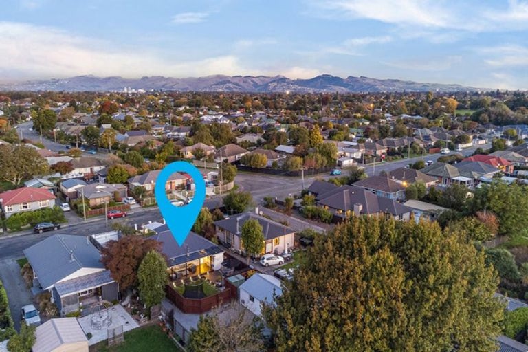 Photo of property in 137 Harris Crescent, Papanui, Christchurch, 8053