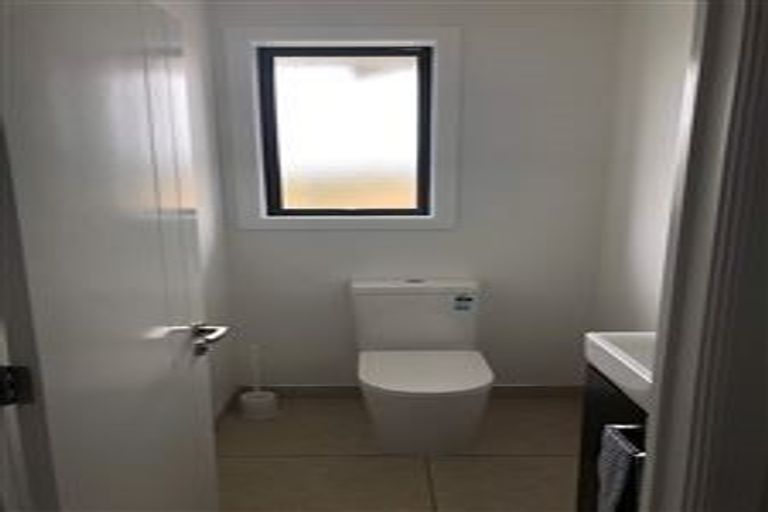 Photo of property in 8 Edwin Ebbett Place, Wigram, Christchurch, 8025