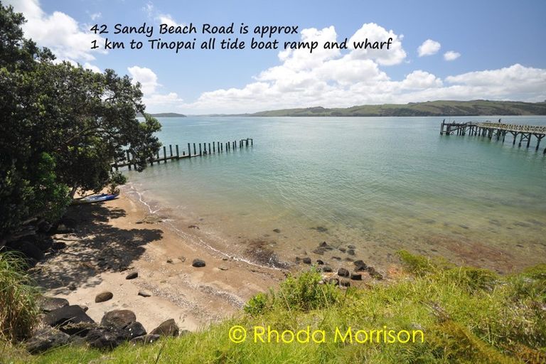 Photo of property in 42 Sandy Beach Road, Tinopai, 0593