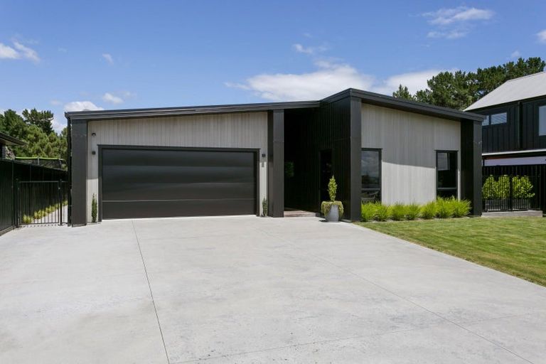 Photo of property in 124 Harakeke Drive, Wharewaka, Taupo, 3330