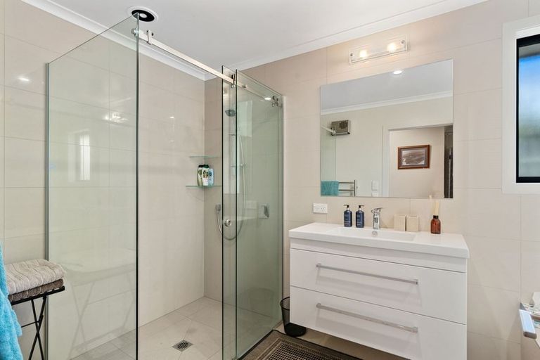 Photo of property in 18 Sunhaven Cove, Cromwell, 9310