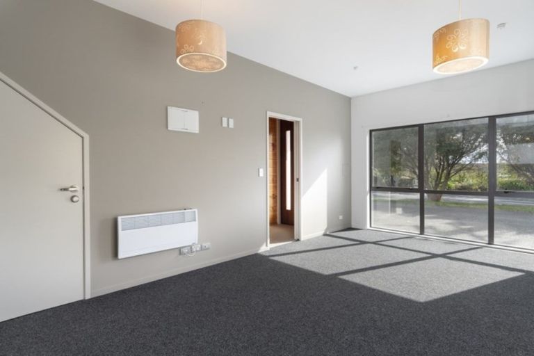 Photo of property in 53a Harbour View Road, Omokoroa, 3114