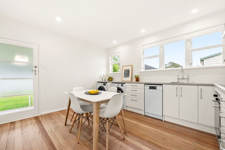 Photo of property in 4 Barsi Grove, Avalon, Lower Hutt, 5011