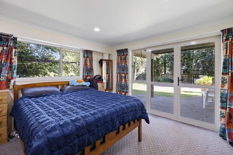 Photo of property in 51 Karina Road, Merrilands, New Plymouth, 4312