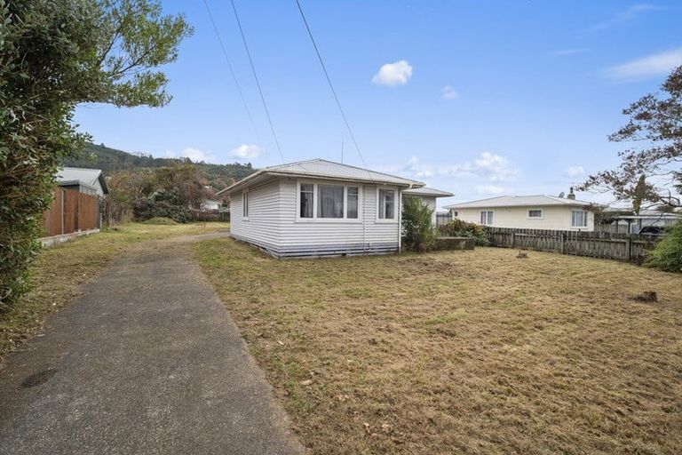 Photo of property in 5 Island View Road, Western Heights, Rotorua, 3015