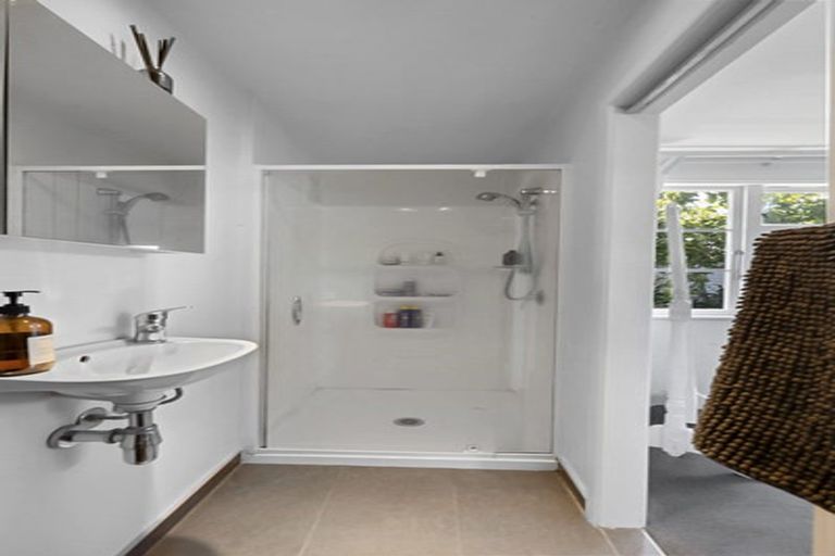 Photo of property in 40 Budleigh Street, Frankleigh Park, New Plymouth, 4310