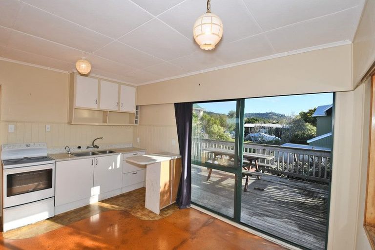 Photo of property in 49 Barrier View Road, Leigh, 0985