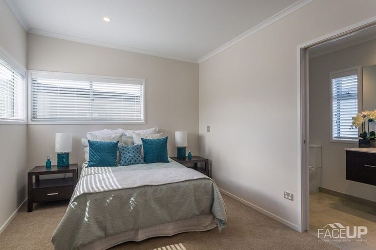 Photo of property in 6 Liquidambar Drive, Hobsonville, Auckland, 0616
